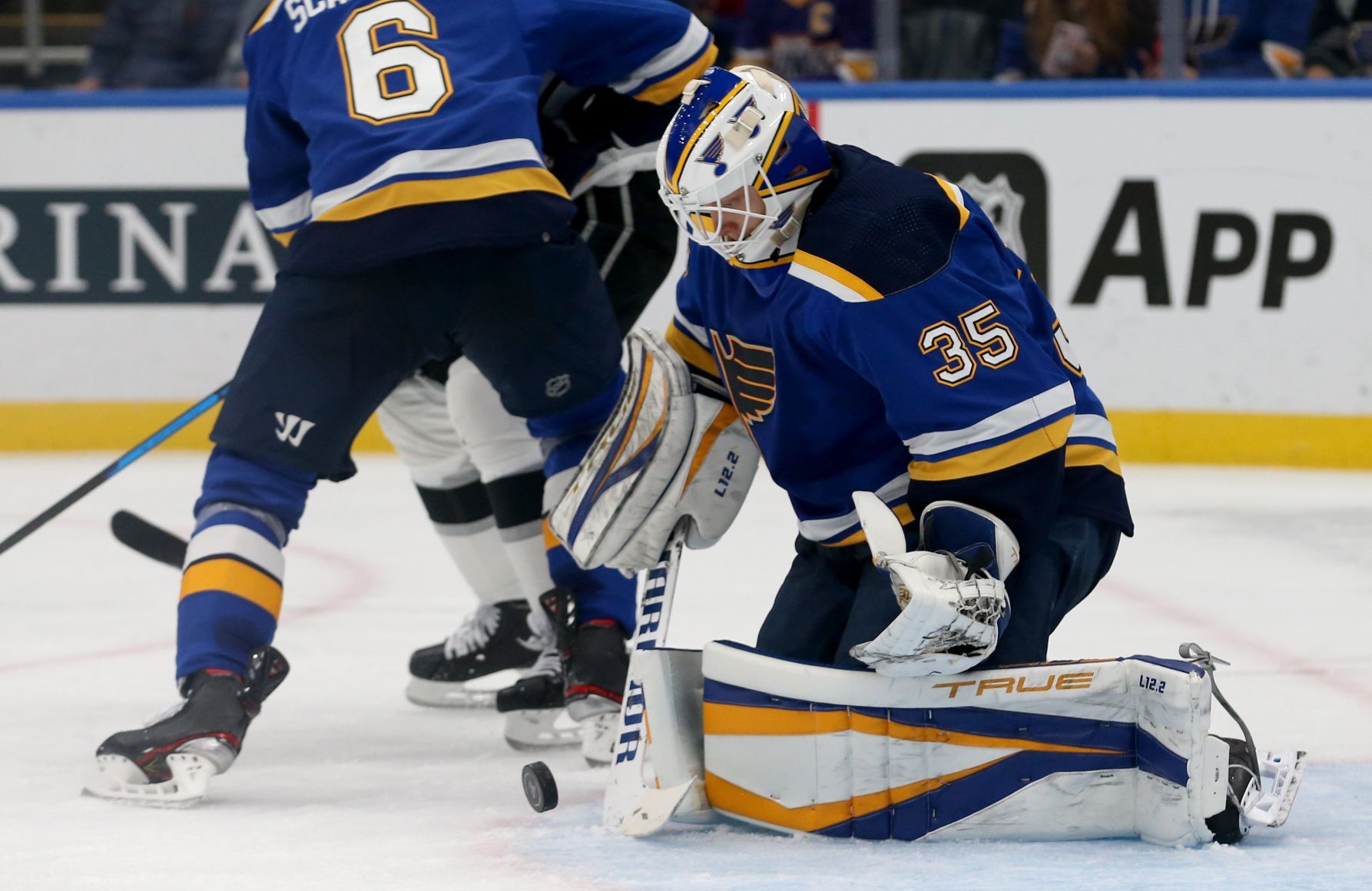 St. Louis Blues V Los Angeles Kings